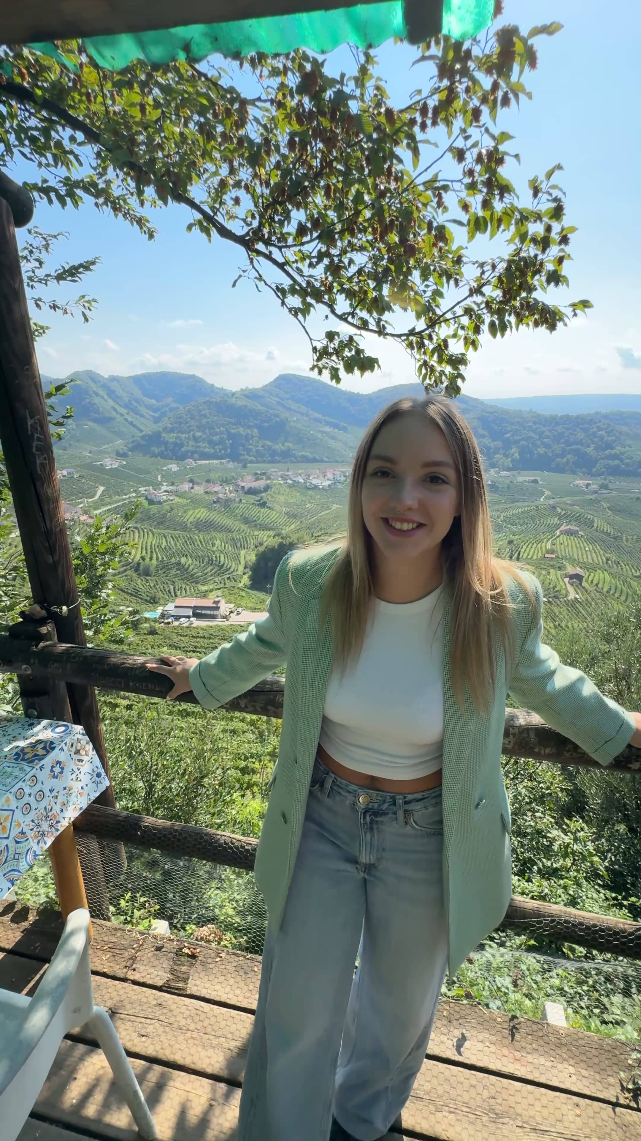 Your guide at a viewpoint over the Prosecco hills